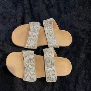 Vionic women’s sandals